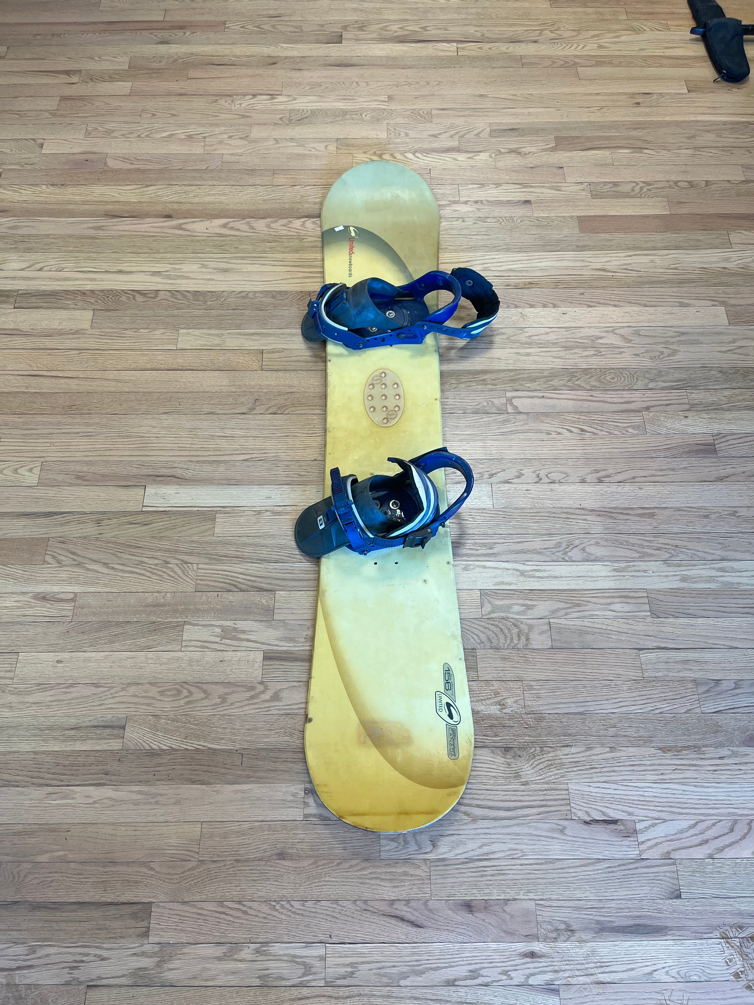 Limited Snowboard