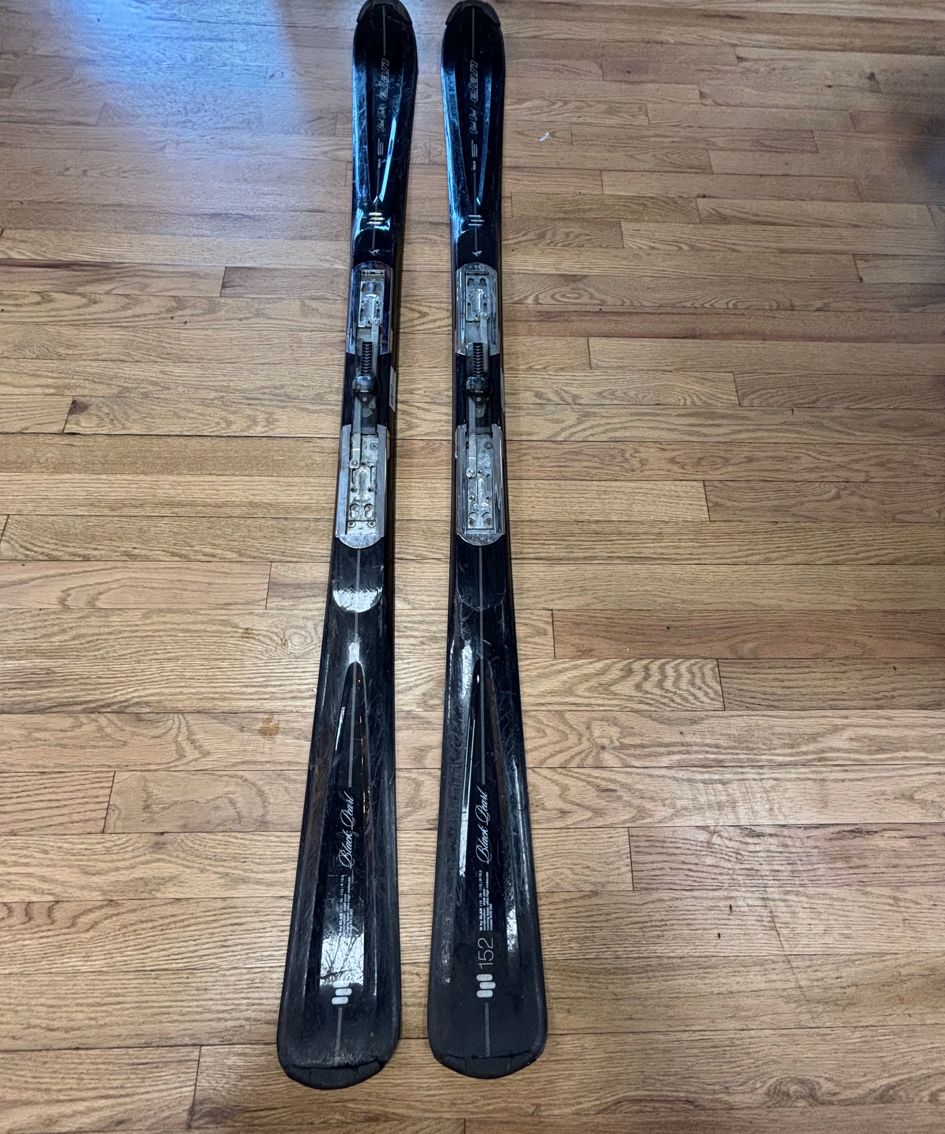 Blizzard Black Pearl Skis – 152cm