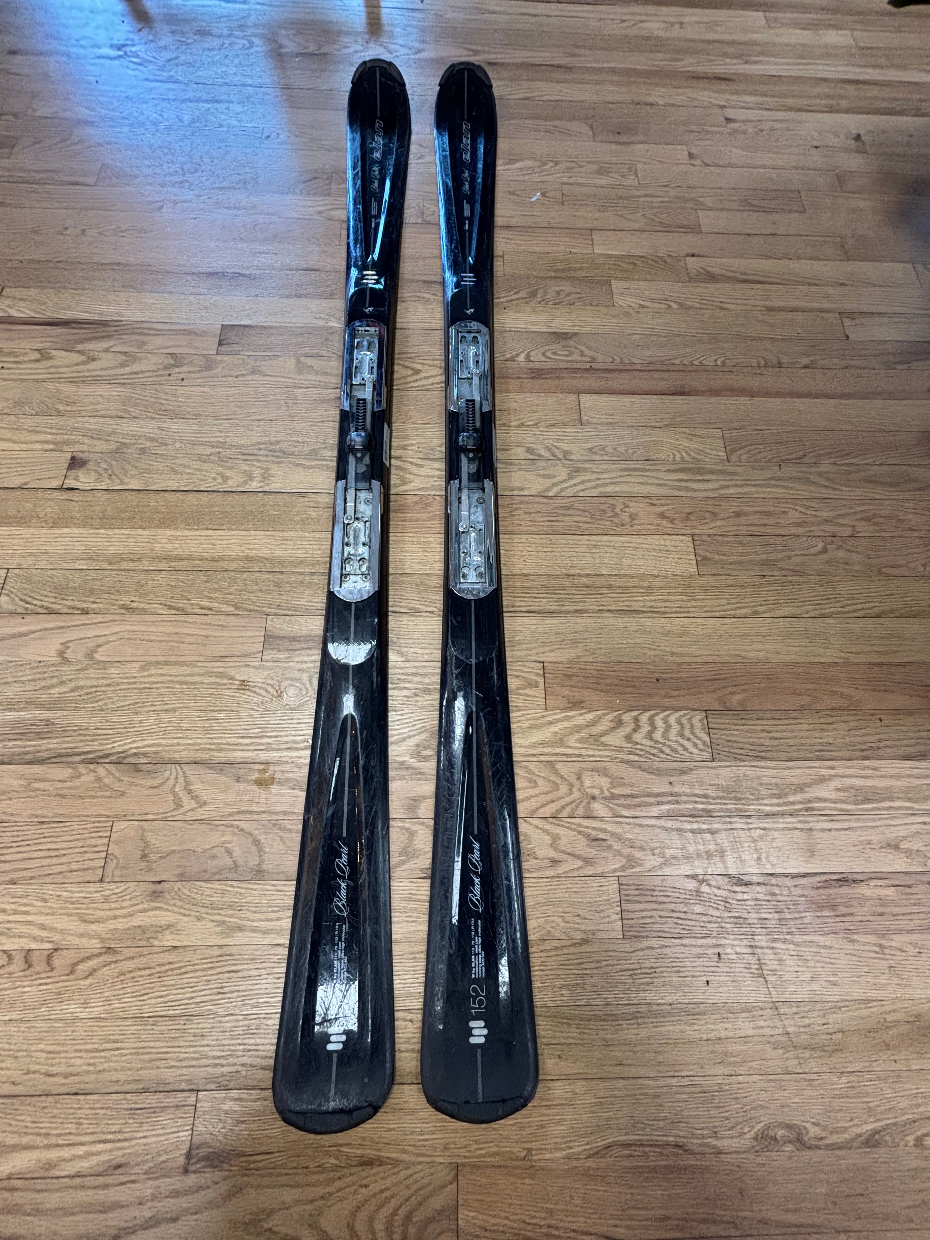 Blizzard Black Pearl Skis – 152cm