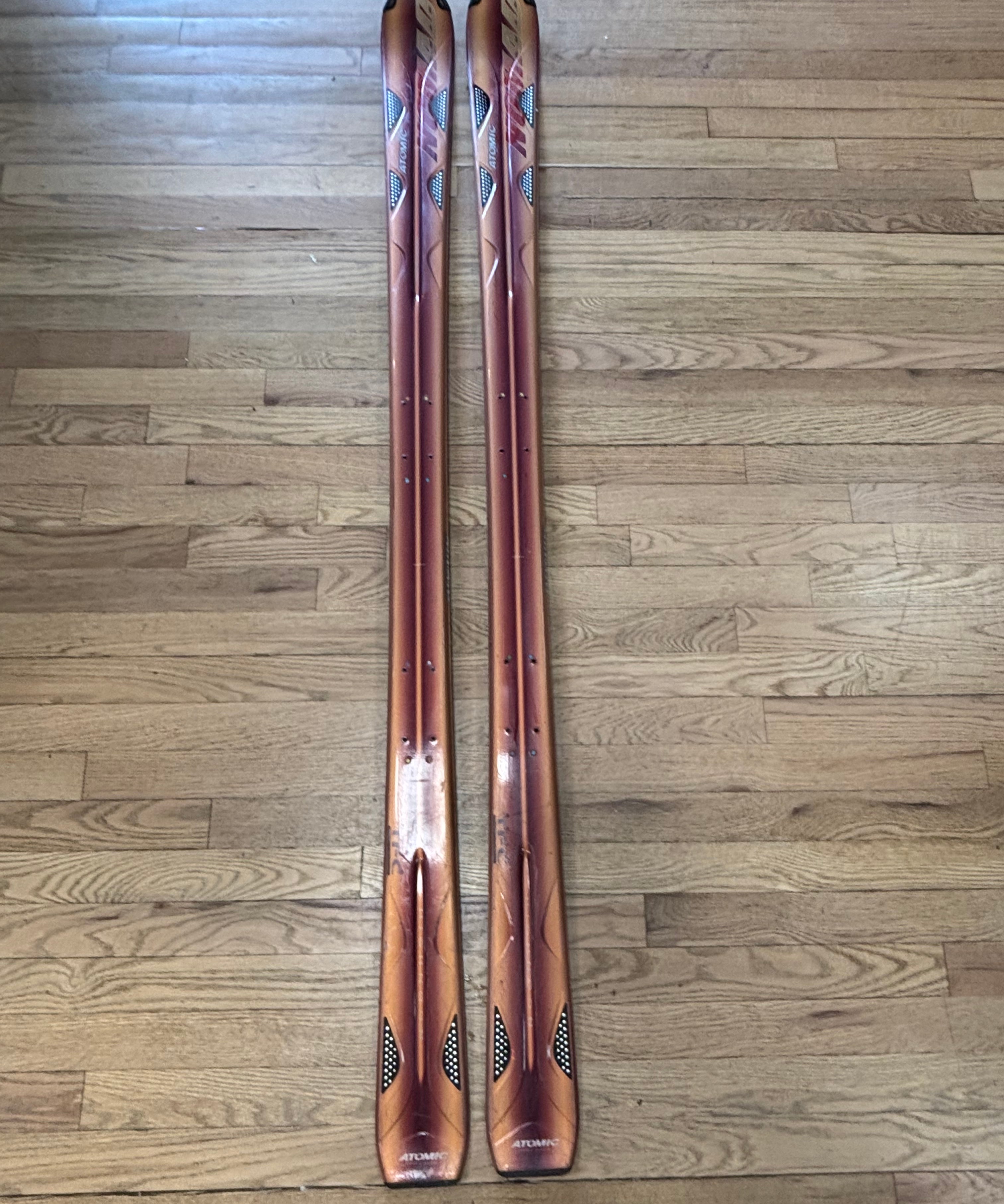 Atomic Skis – 170cm