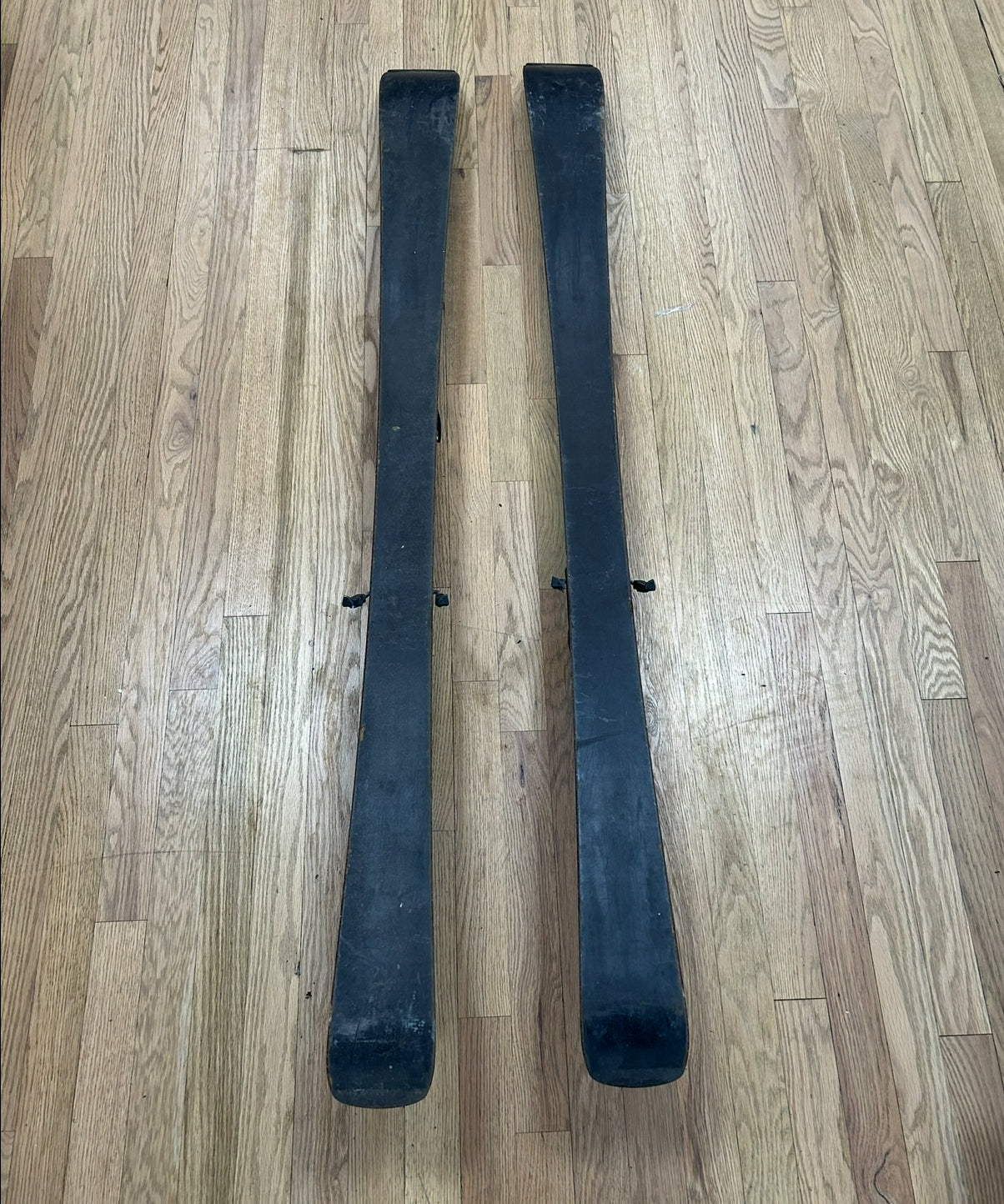 Salomon XDrive Skis – 160cm (With Bindings)