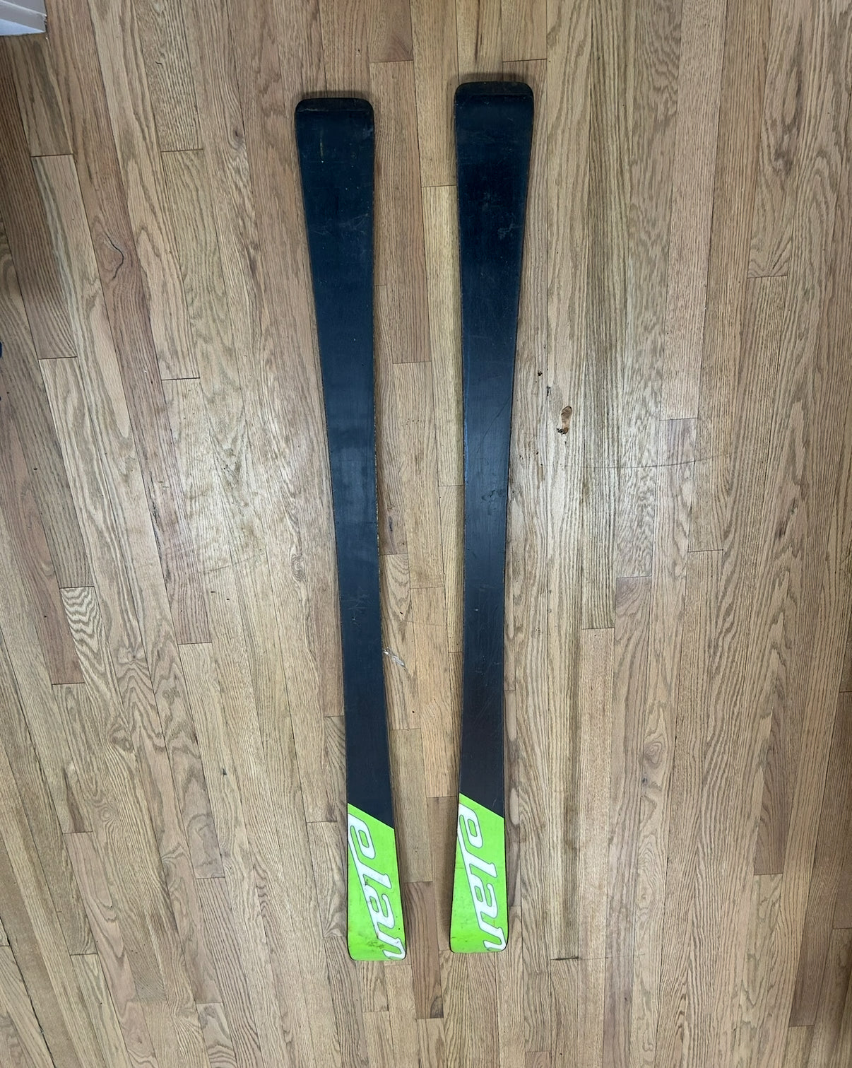 Elan Race Skis – 150cm (Skis Only)
