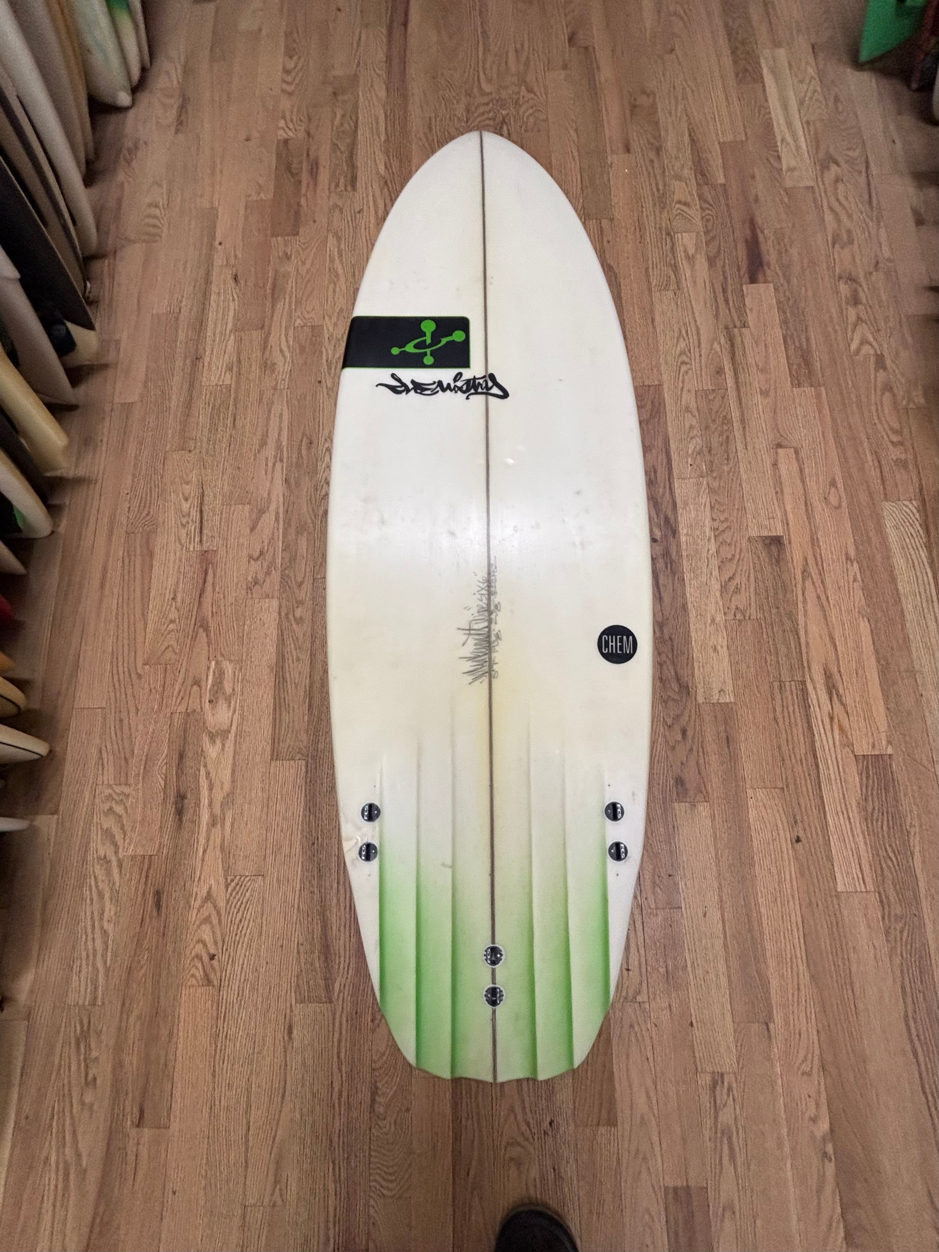 5’7 Chemistry Chem Used Surfboard – SurfNSpark product image 2